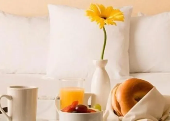 Normotel La Marine 76 Rives-en-Seine